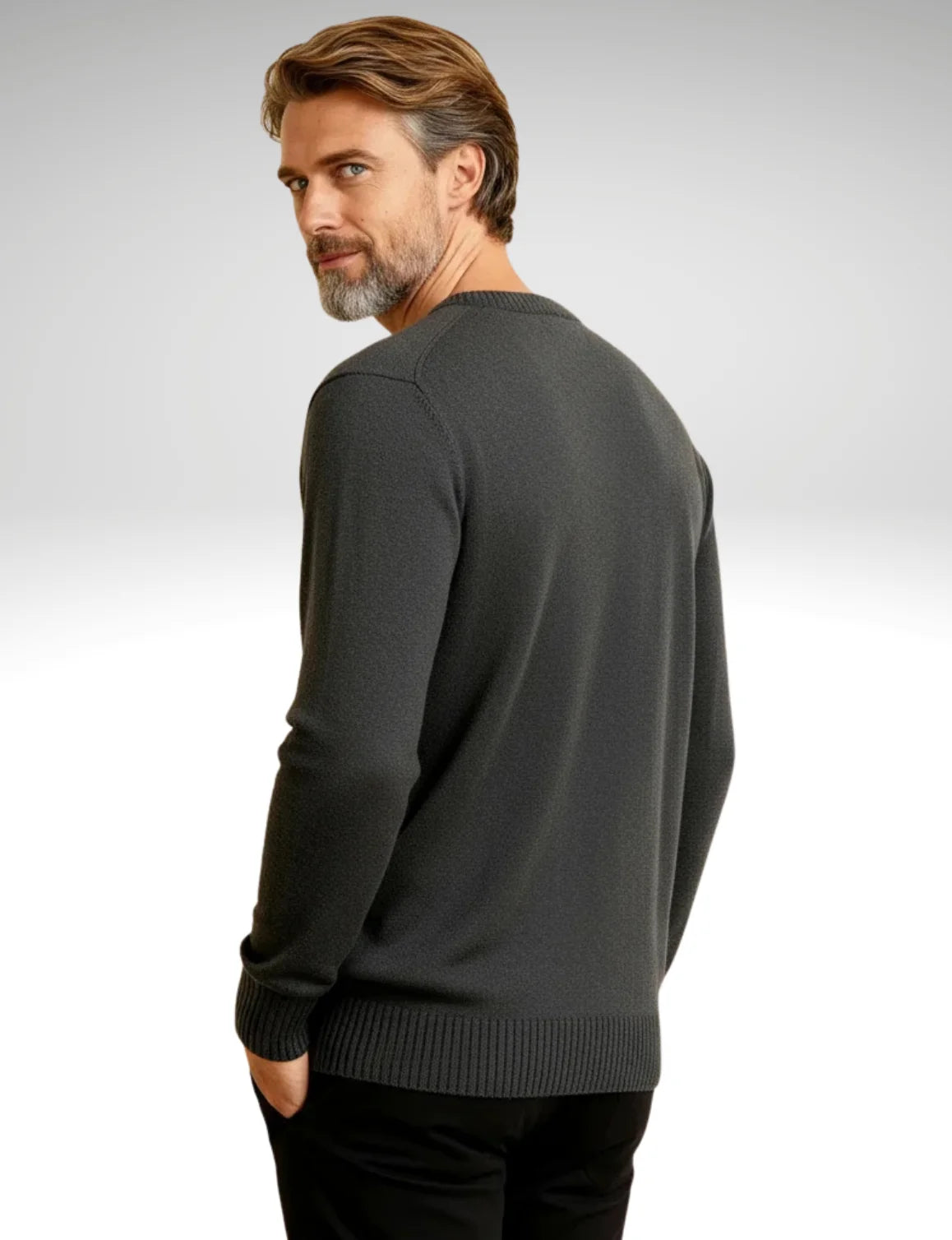 Millfield Studio Merino V‑Neck Jumper